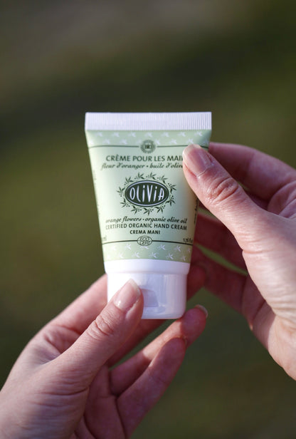 Crema per le mani con olio d'oliva biologico certificato